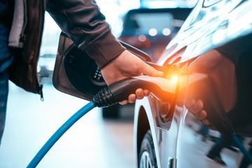 Essais abusifs de réaction et de résistance au feu de batteries Li-ions